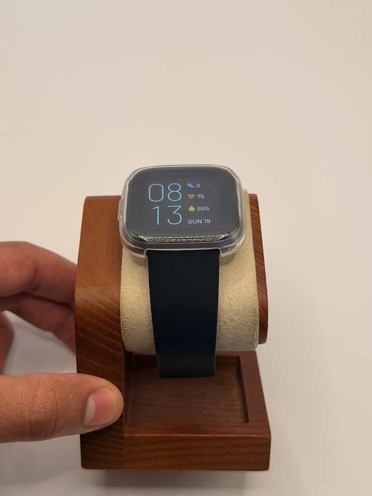 Fitbit Versa 2, Tested, Excellent, Charger Included, Case Protector