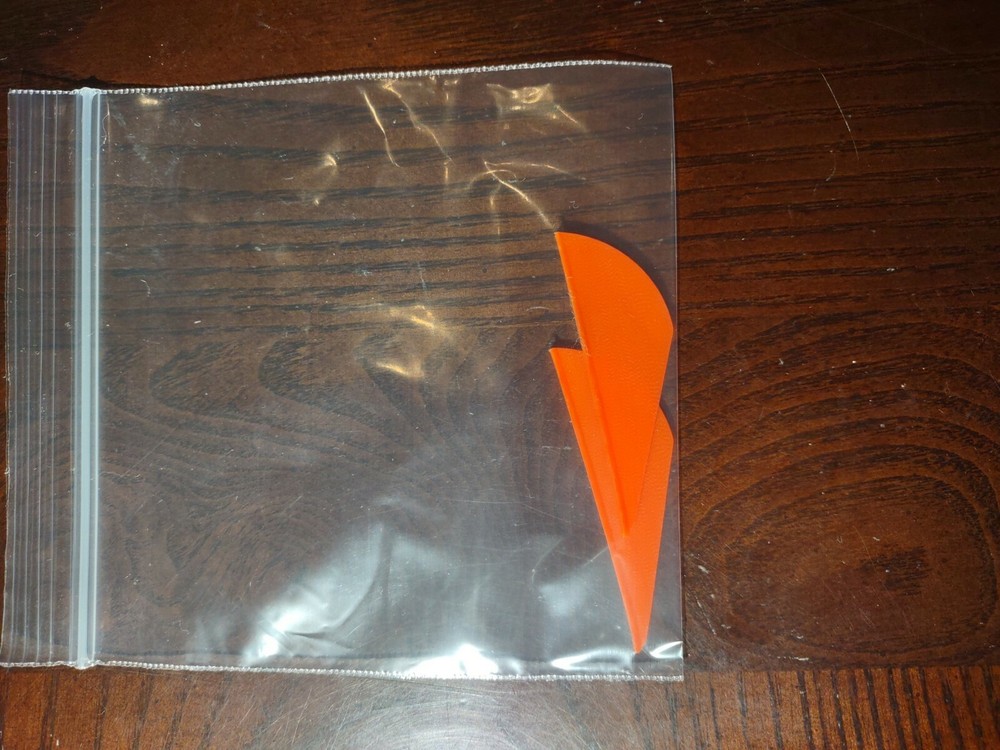 2 Orange Fletches Vanes
