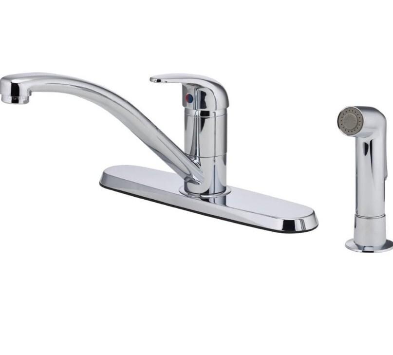 Pfister G134-7000 Chrome Single Handle With Side Spray NEW