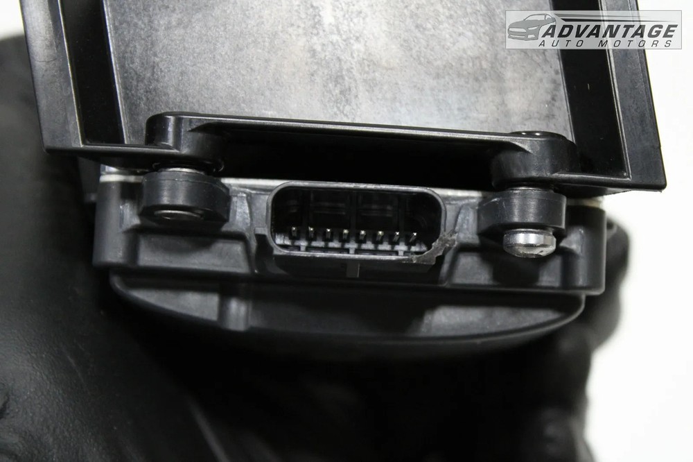 2022 FORD ESCAPE REAR RIGHT BLIND SPOT MODULE RADAR SENSOR UNIT & BRACKET OEM