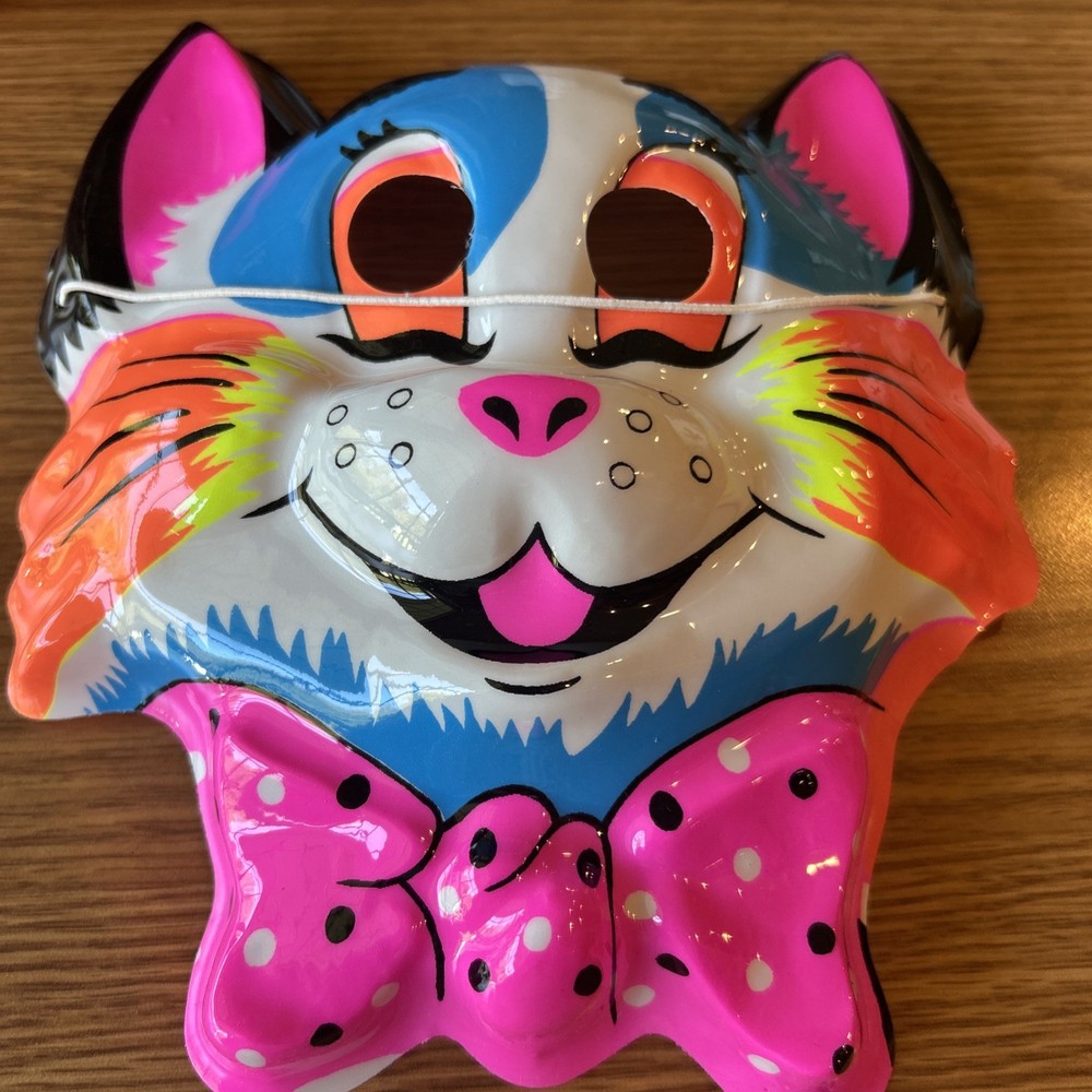 NOS Plastic Cat Halloween Mask