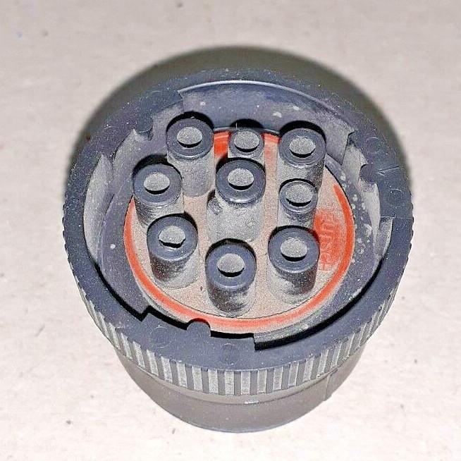 DEUTSCH 9 SOCKET PLUG W/ THREADED REAR, HD16-9-1939S