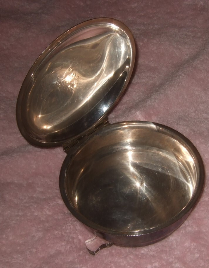 1950's Tableware Silverplate Crumb Holder With Handle