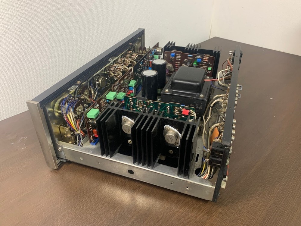 SANSUI AU-888 Solid State Audio Transistor Stereo Amplifier...