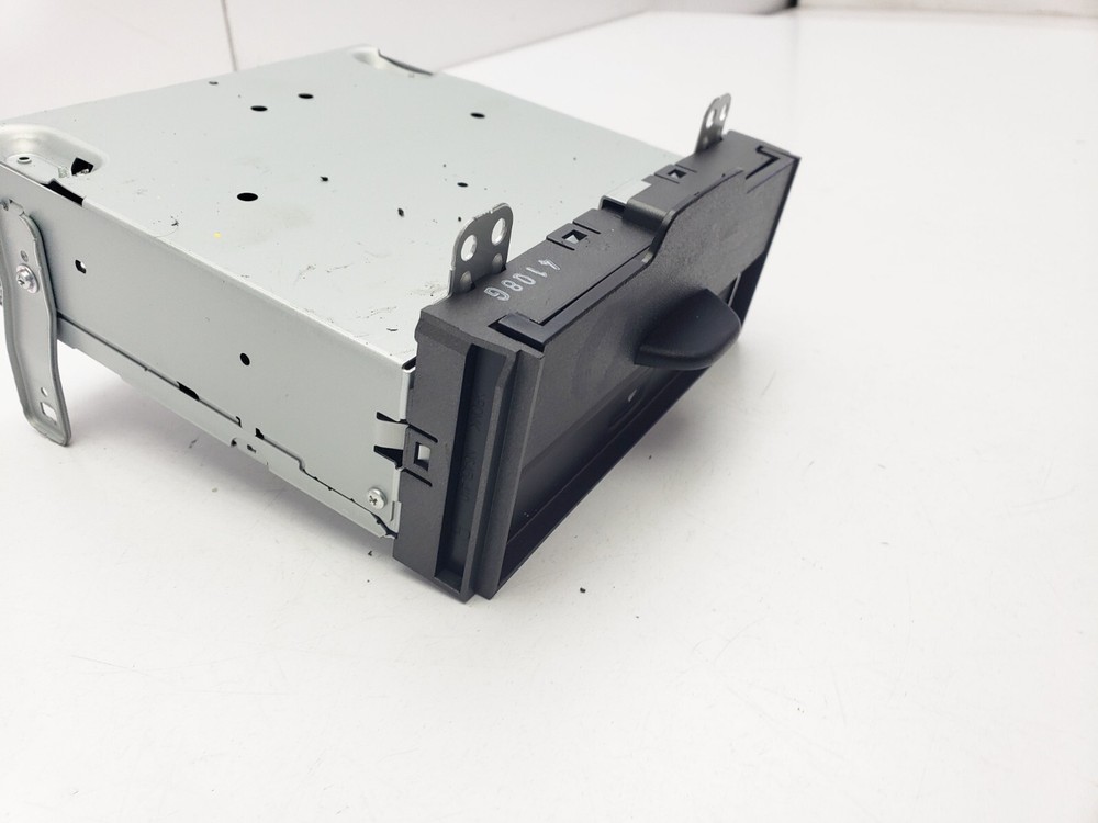 JEEP CHEROKEE KL CD PLAYER HEAD UNIT 2014 P05091563AB