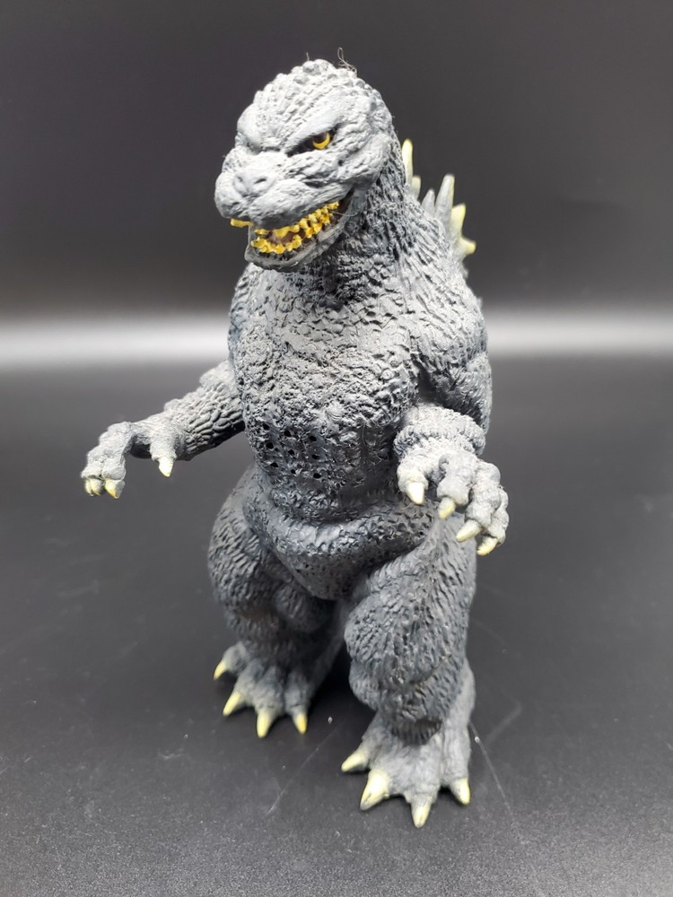 Godzilla Bandai Real Action Figure