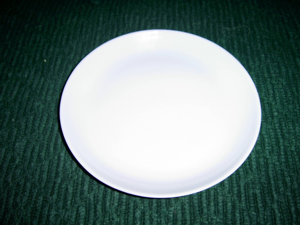 DELTA AIR LINES FIRST CLASS CHINA PLATE 6"