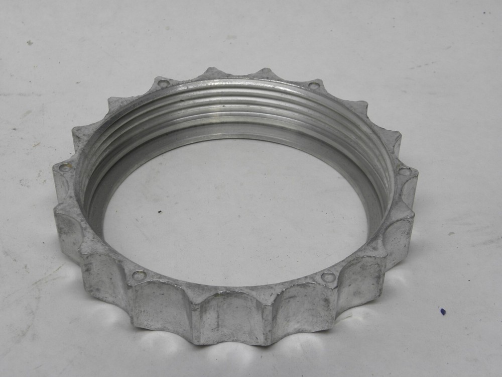 GRACO 4-3/4" ALUMINUM RETAINING CAP RING THREADED