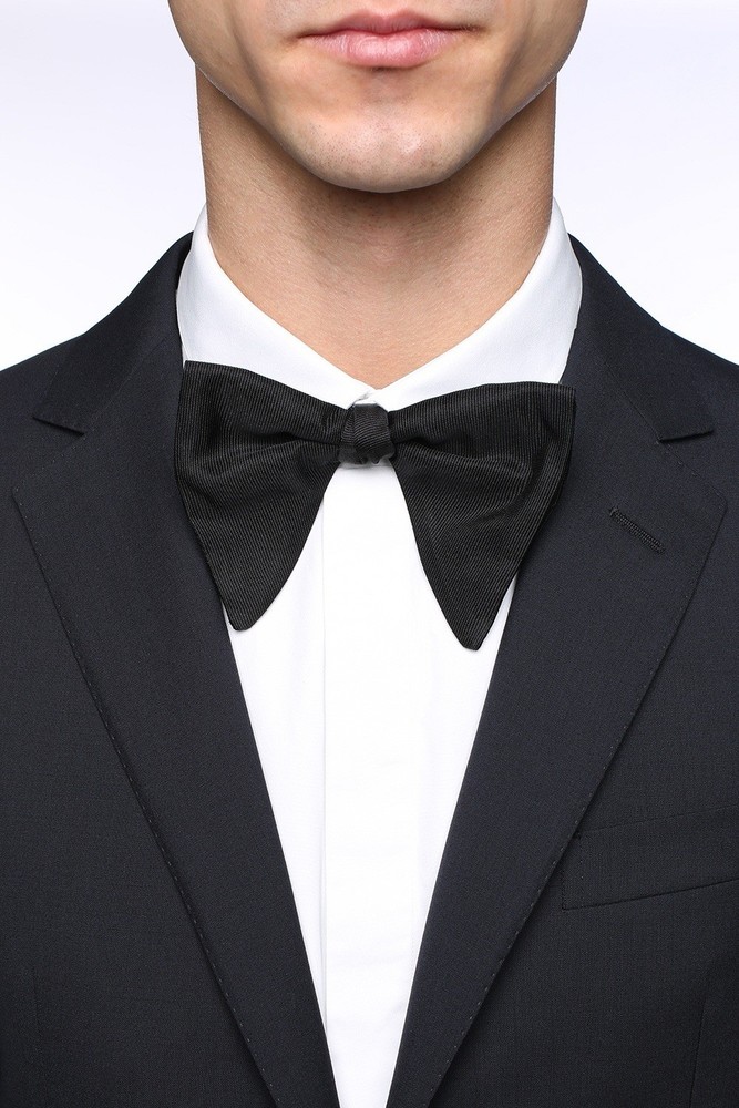 NWT GUCCI BLACK BOW TIE 100% Authentic Men’s