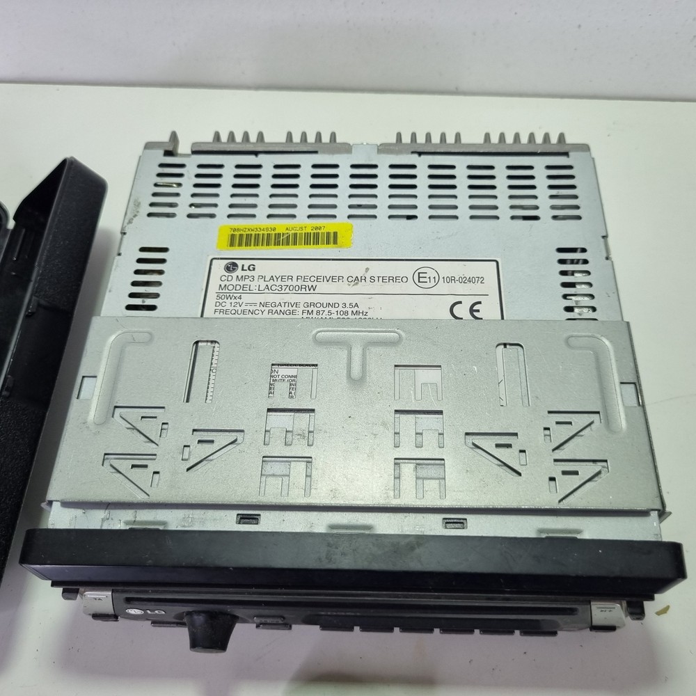 LG CD Player LAC3700RW CD Player + Remote + FREE POST