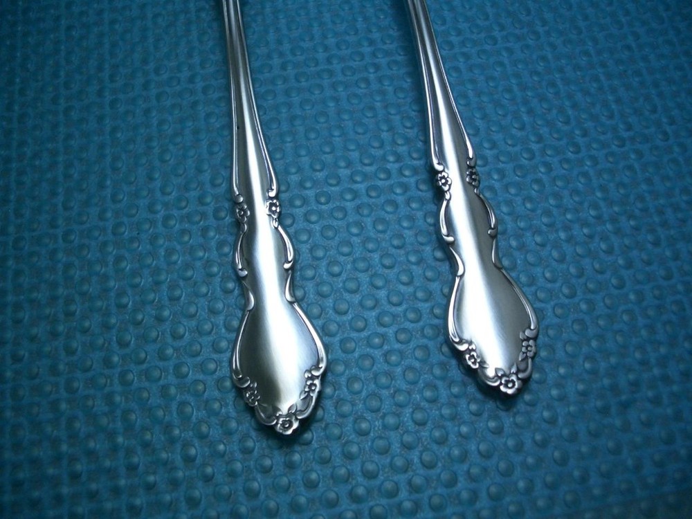 ONEIDA Heirloom (Cube) DOVER Glossy Set of 2 Dinner Forks Stainless Flatware