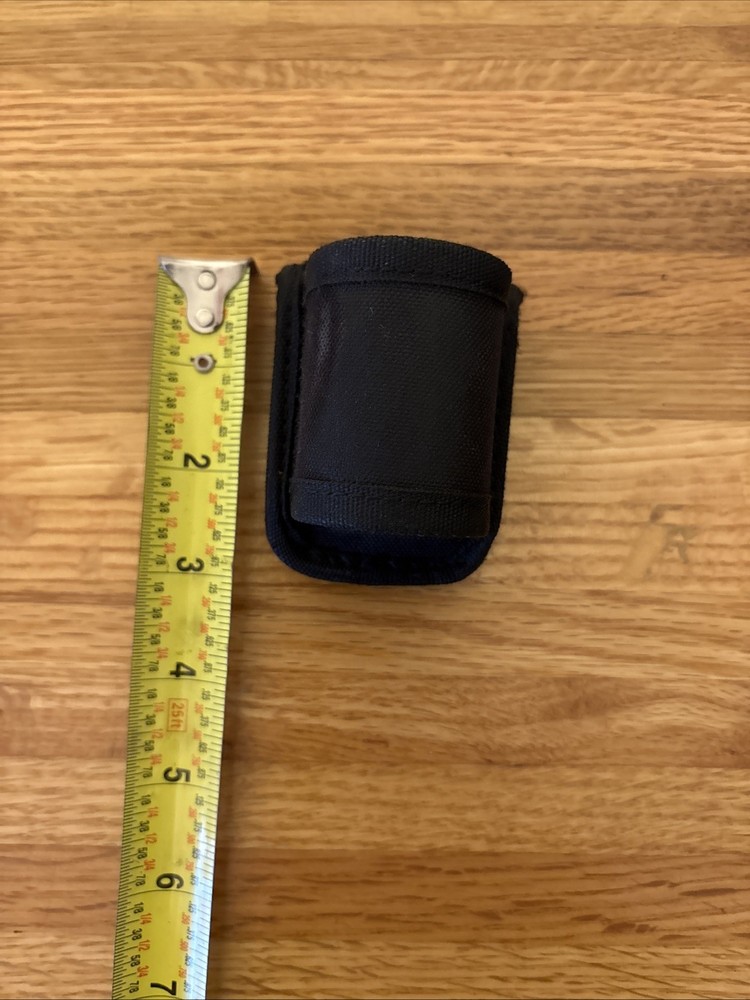 Tru-spec Compact Flashlight Holder Black USED