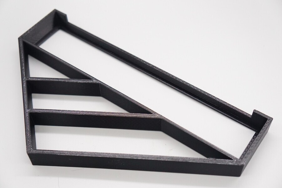 Custom Angled Desk Display Stand for Akai MPC Live 2 Studio Controller (Live II)