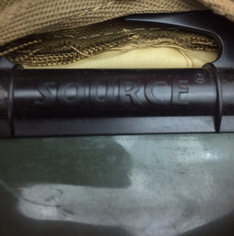 HYDRATION SOURCE Coyote Brown Hydration System 3L 100 Oz. Type 1