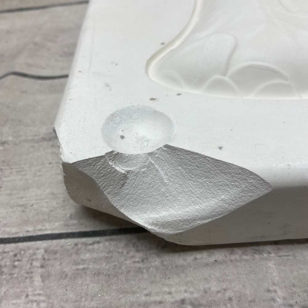 Unbranded Ceramic Casting Mold Bell Plate Ornament #P-906