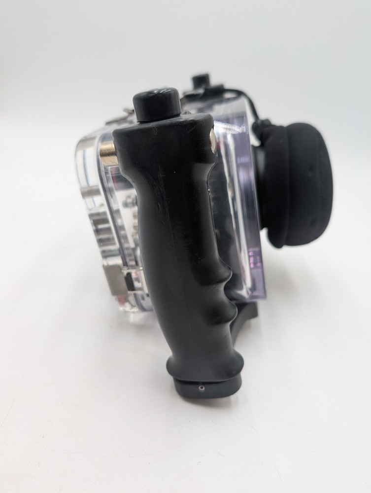 Ikelite Underwater Camera Housing 21263
