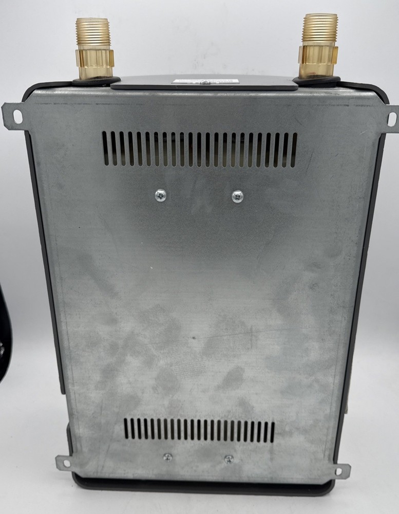 AO SMITH R2VR-180E 240V 18KW TANKLESS WATER HEATER New Open Box ￼