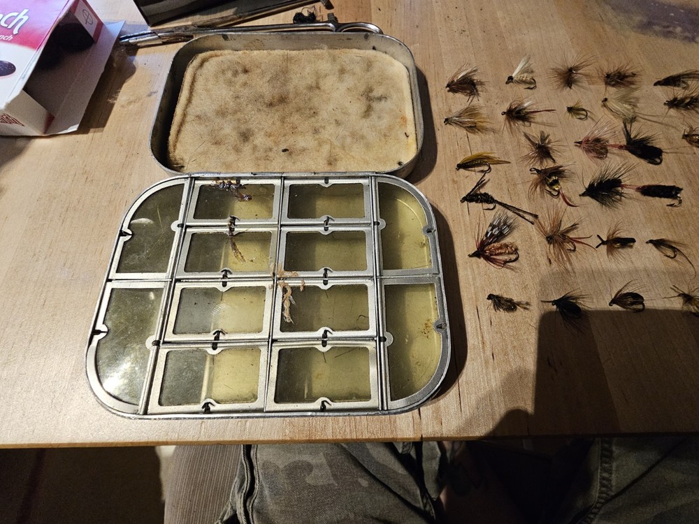 Richard Wheatley Fly Box. W/ Flies. See Description.