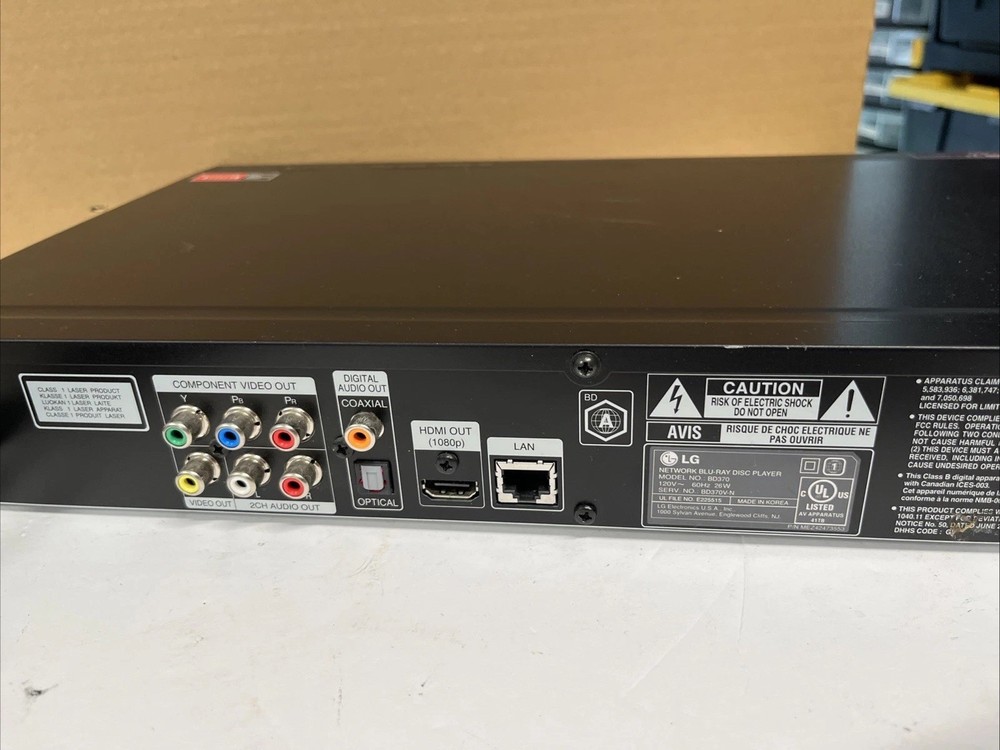 LG BD370 Blu-Ray Player | Remote Included