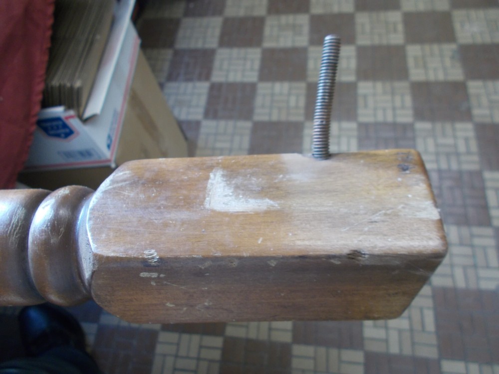 VINTAGE SOLID WOOD TABLE LEGS SET-4 TURNED KITCHEN DINING ROOM PARTS