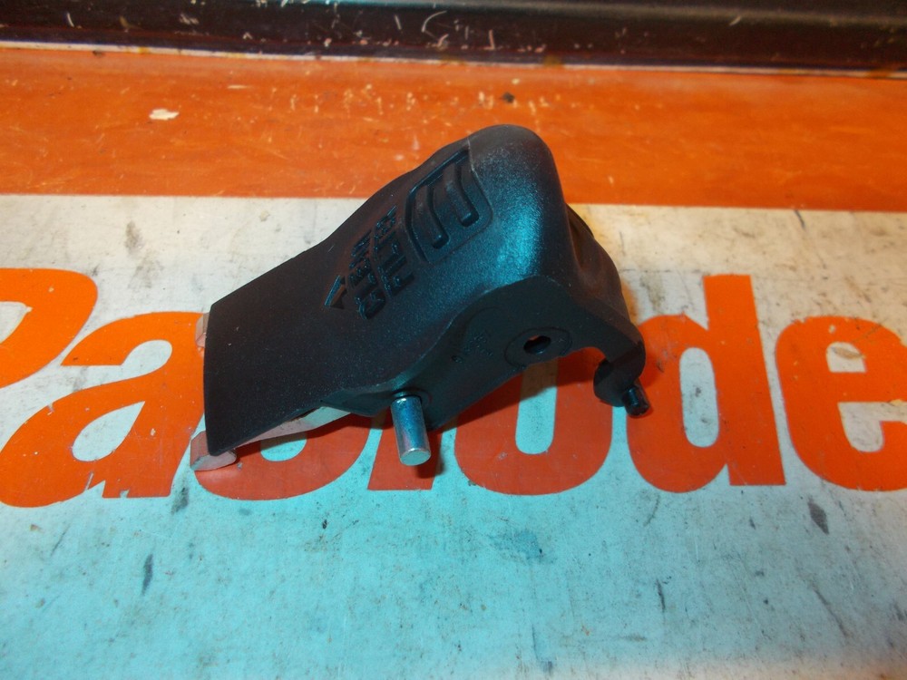 Paslode Part # 919161 FUEL DOOR ASSEMBLY PPN