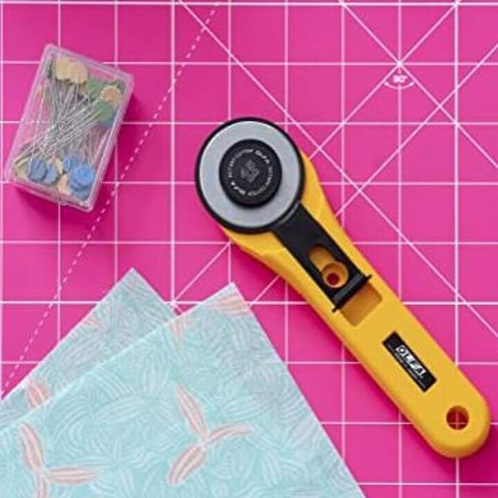 New OLFA 45mm or 60mm Rotary Cutter