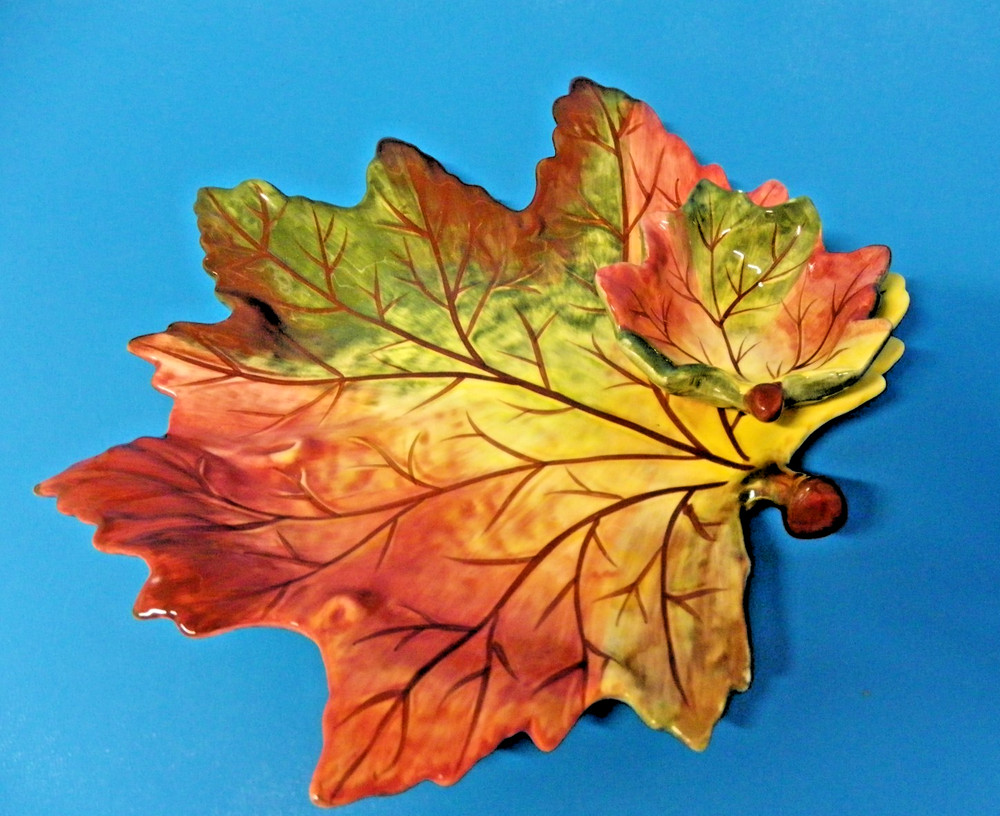 Maple Leaf Shape Ceramic Chip & Dip Server Dish Platter 10 x 9" Bright Colors EC