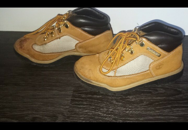 Kids timberland boots size 1 wheat need 2 be cleaned