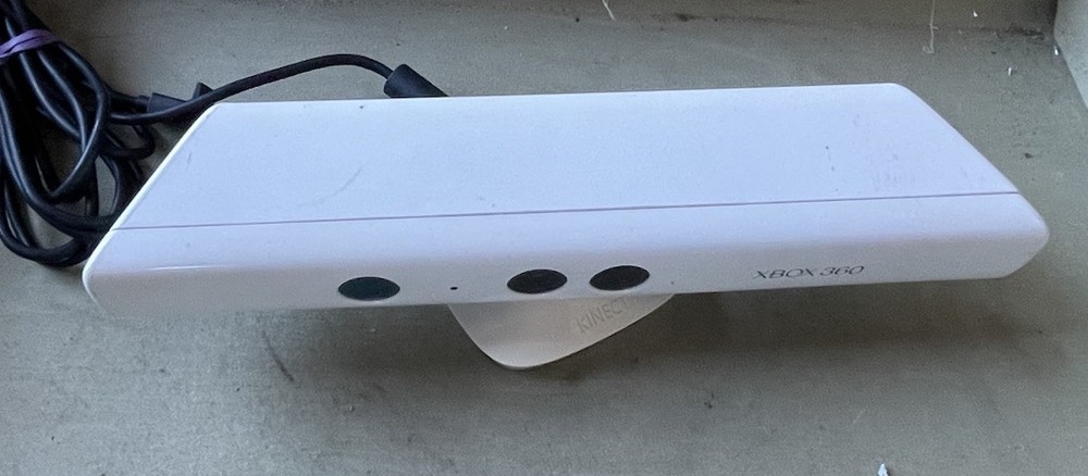 Microsoft Xbox 360 Kinect Sensor - White - Tested Working