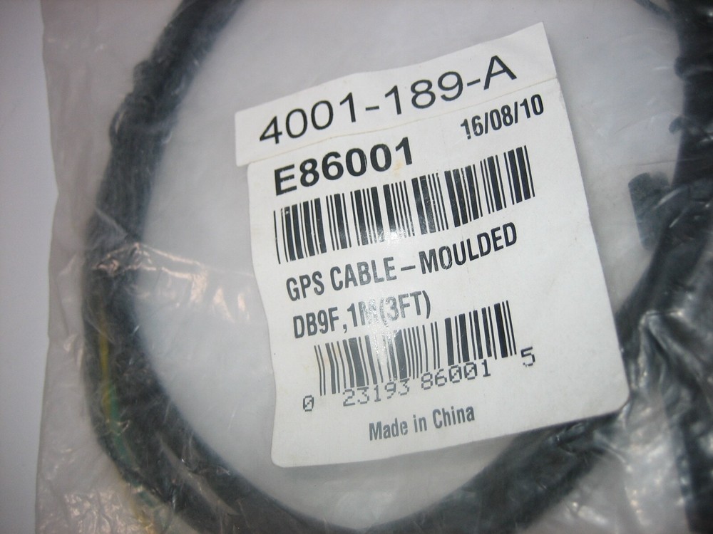 Raymarine E86001 1m Serial Data Cable DB9 to Connect RayTech Software to E85001