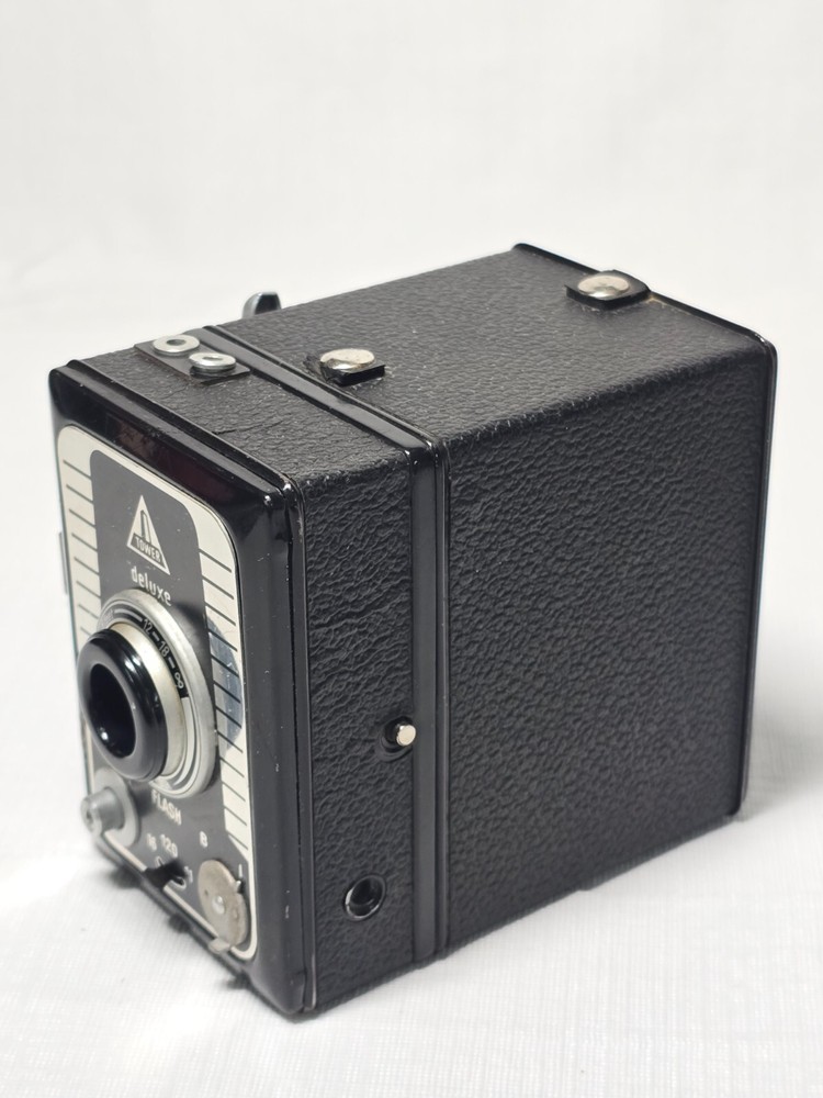 Tower Deluxe Sears Roebuck Synchro Flash 120 Box Camera, Vintage