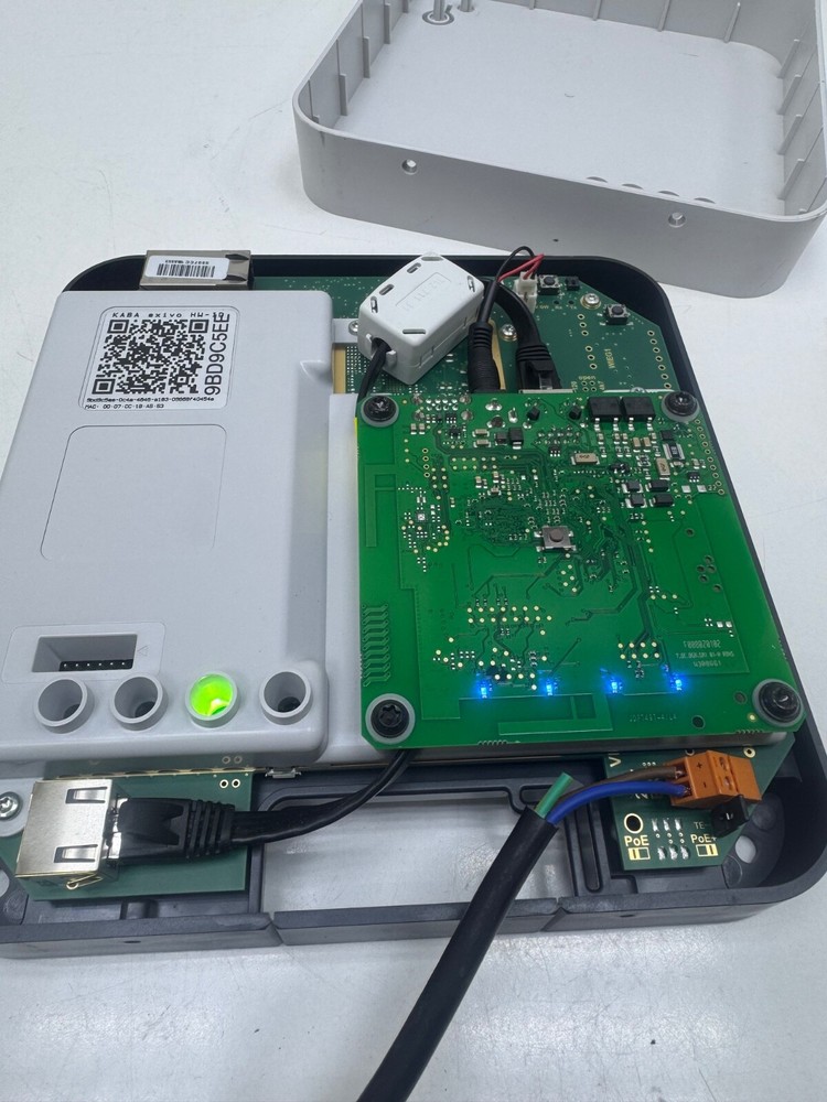dormakaba 9042-K5 Wireless Gateway 9042