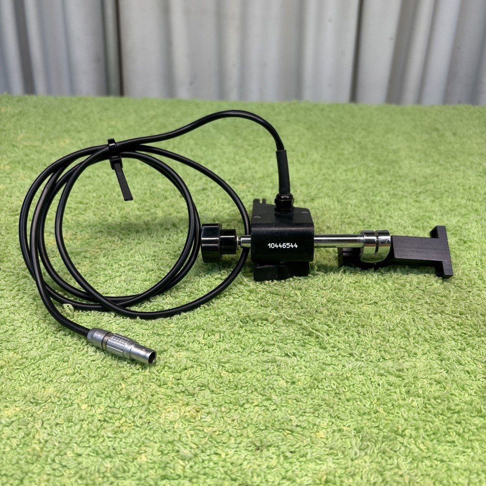 Mouth Switch for Neuro Microscope, Leica™ 10446544