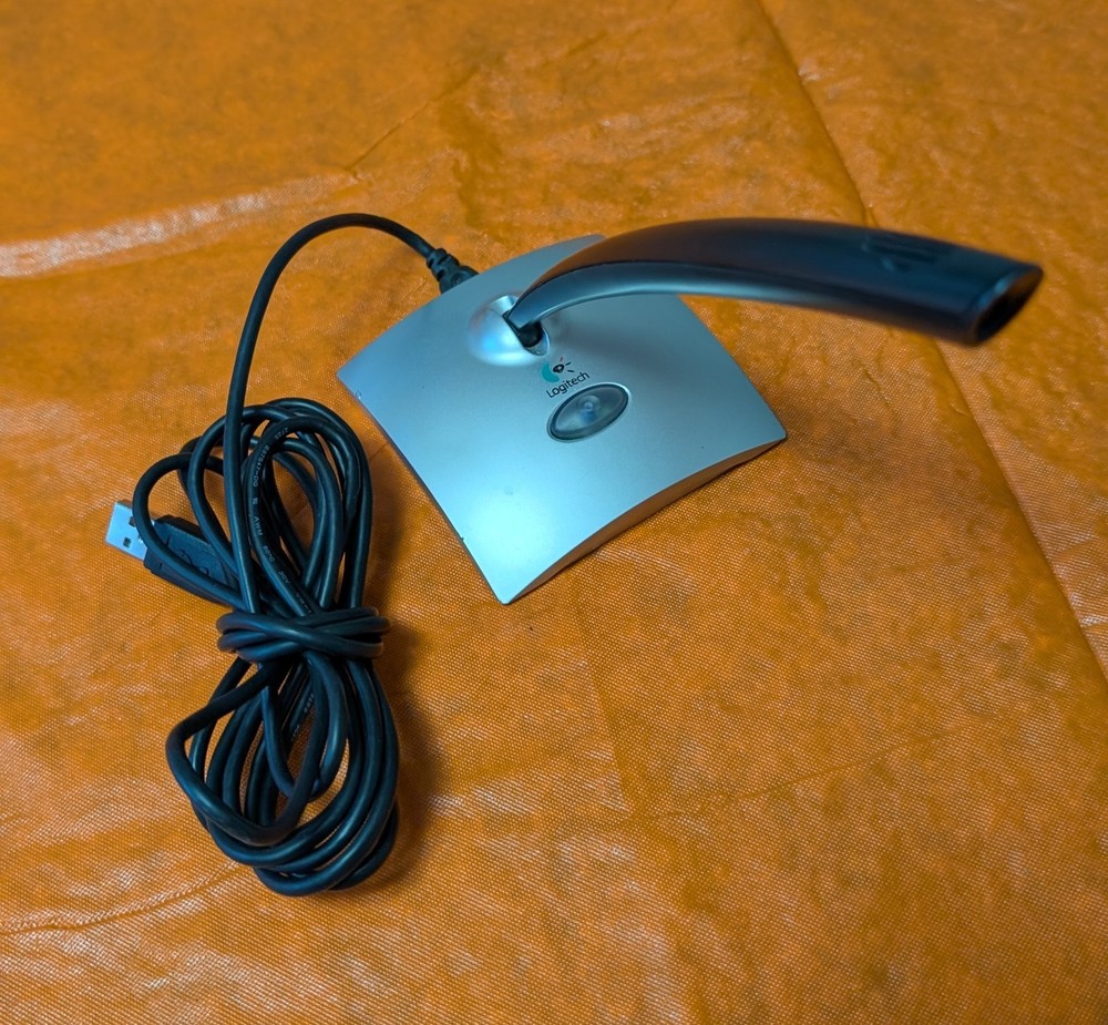 Logitech USB Desktop Microphone Plug and Play. Tested Works