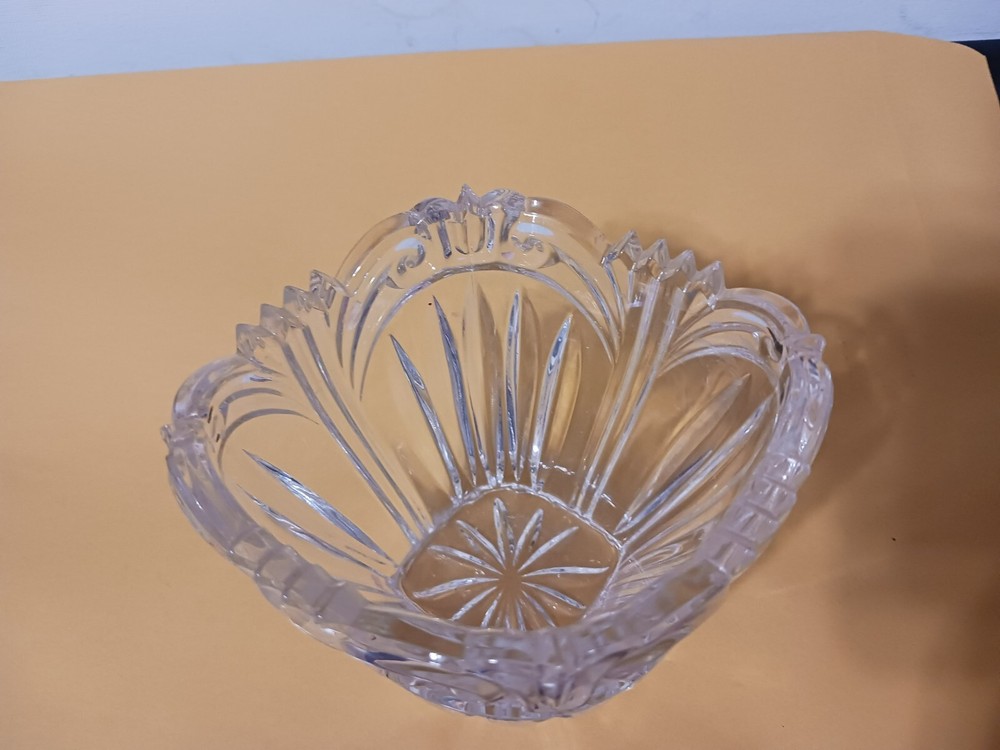 Diamond Shaped Open Crystal Candy Dish unique