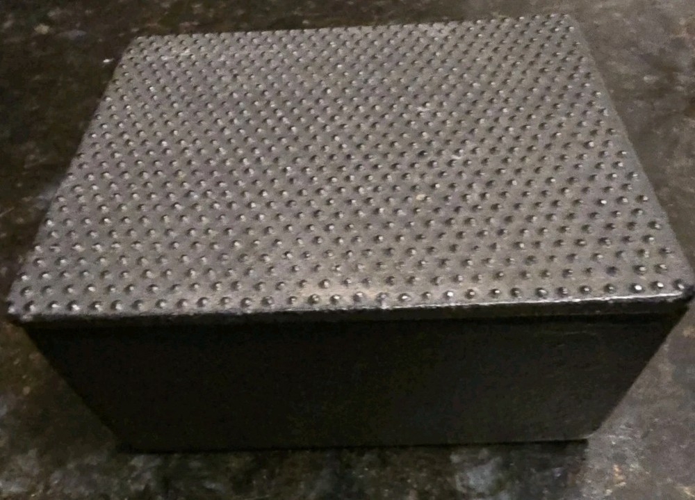 VINTAGE CAST IRON MATCH SAFE BOX with LID HOLDER BOX