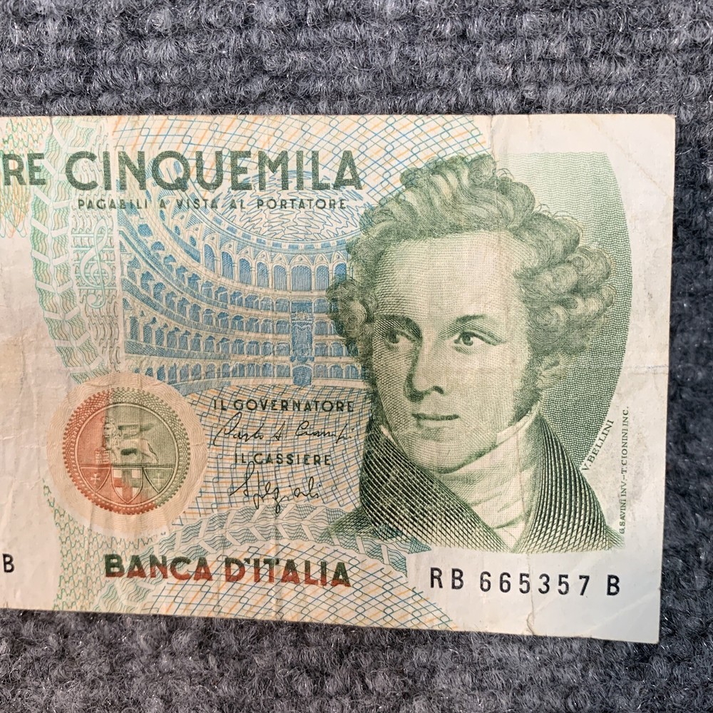 ITALY 1985 5000 LIRE NOTE / BELLINI
