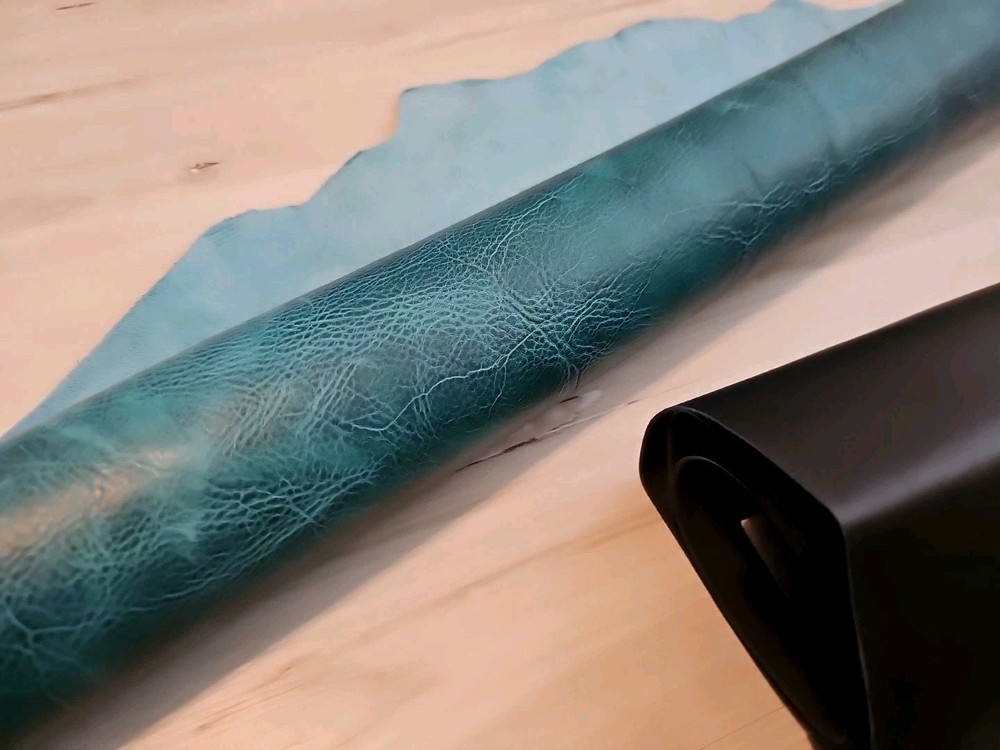 3-4oz VINTAGE PULL-UP DARK TURQUOISE TEAL DISTRESSED LEATHER HIDE SHEET,PANEL