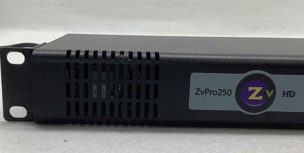 ZeeVee ZvPro 250 MPEG-2 Encoder Modulator With Rack Mount Ears