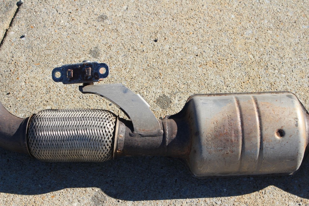 Muffler AUDI A8 11 12