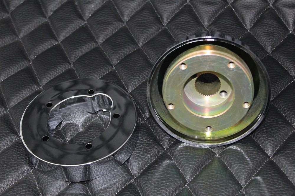 T01 Freightliner Steering Wheel Hub Adapter - 5 Hole - All models [1986 - 2006]