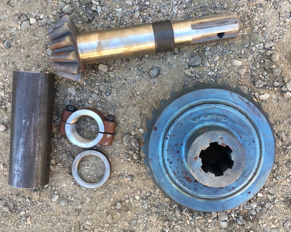 Bevel Gear Assembly (5 parts)