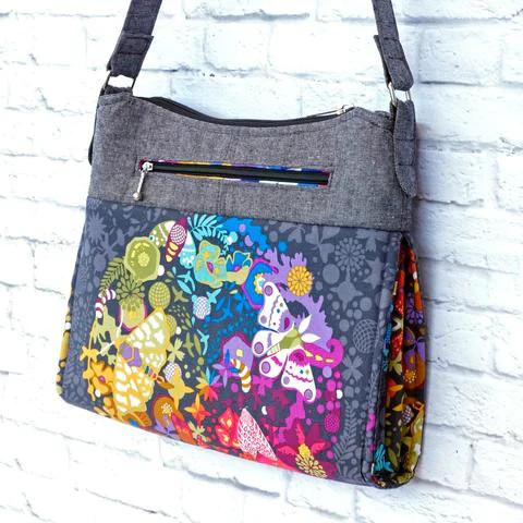 Gabby Bag by Janelle Mackay