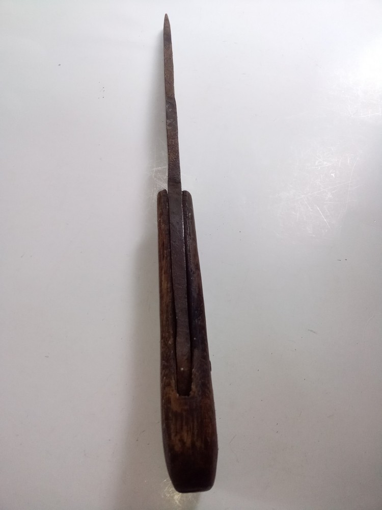 ANT TOOL BLACKSMITH HAND FORGED SCRAPER FARM TOOL IRON WOOD PRIMITIVE RUSTIC...