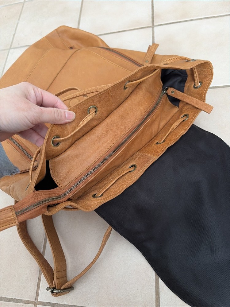 MUUD Leather Backpack Bag