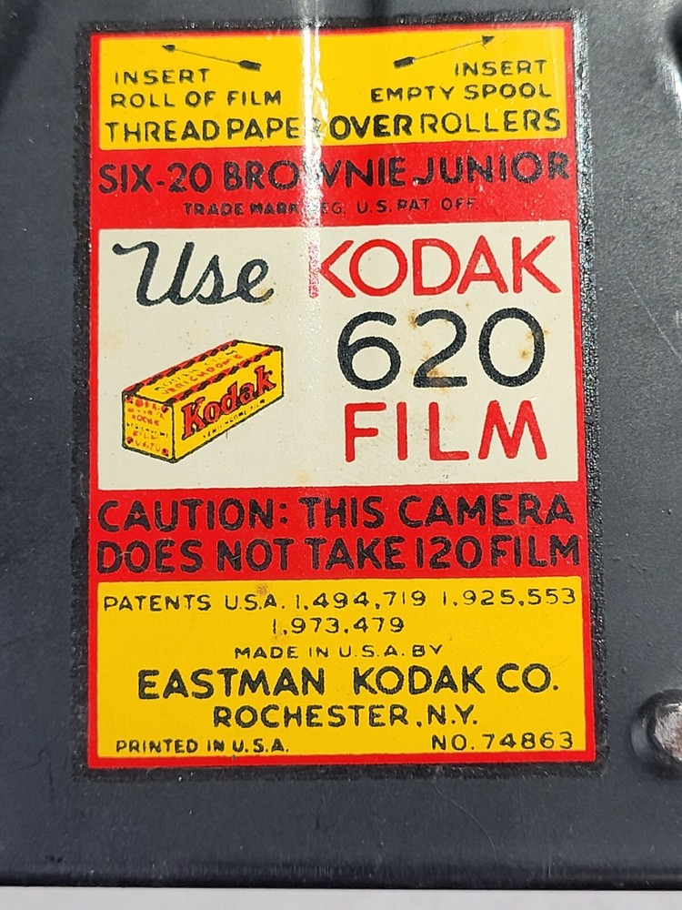 Kodak Brownie Junior Six-20 Box Camera, Missing Top Leather Handle, Shutter Work