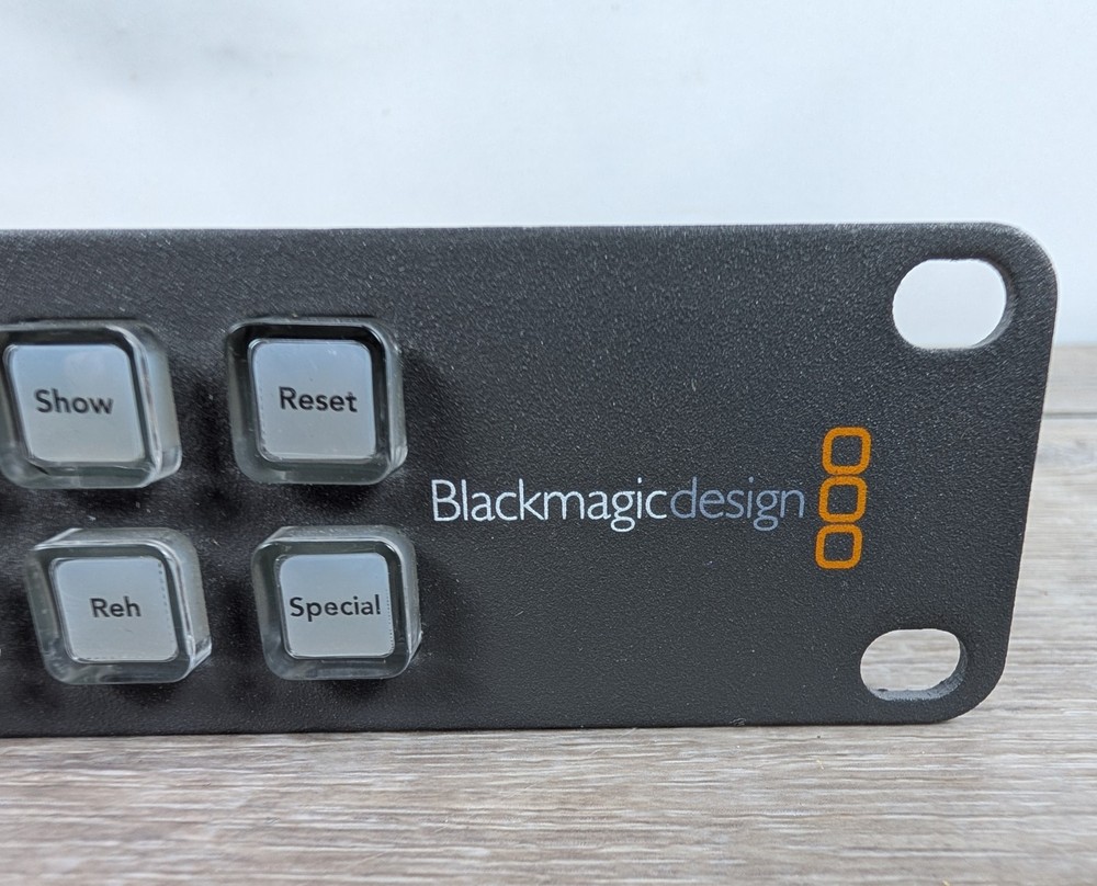 Blackmagic Design Videohub Smart Control with power supply