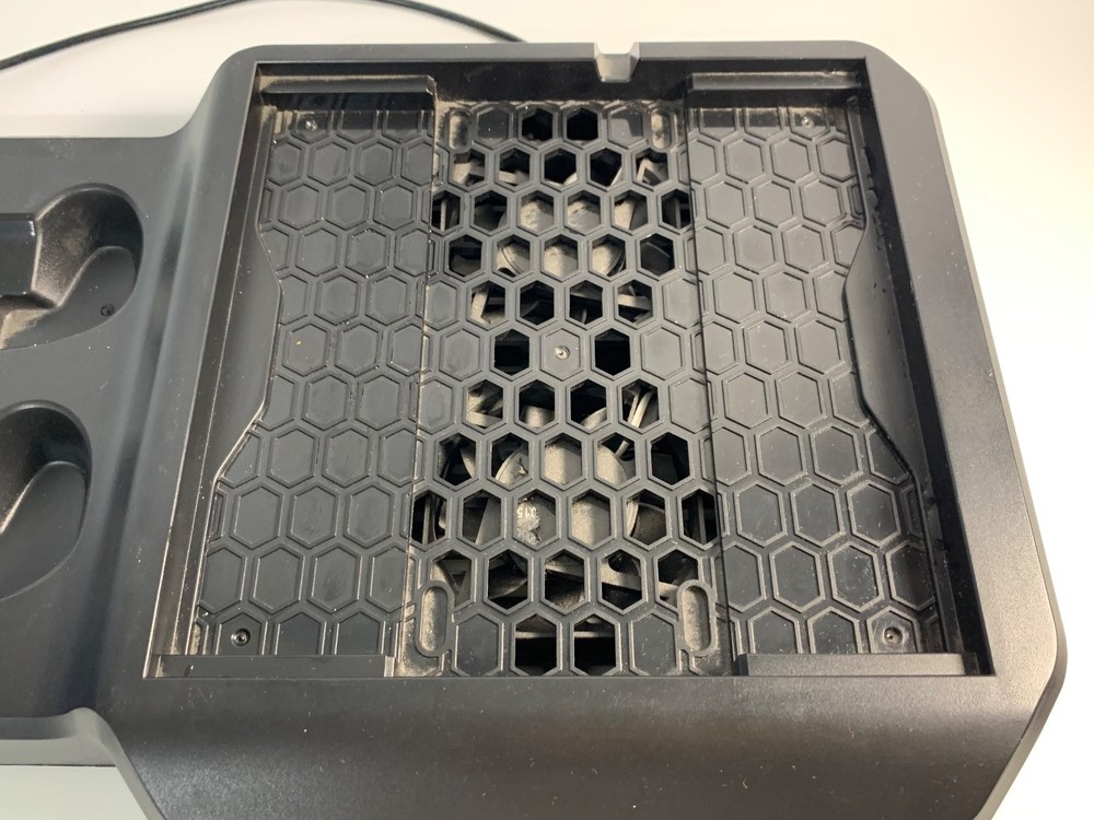 Titan Controller Charging/Cooling Dock For Xbox Series X/S