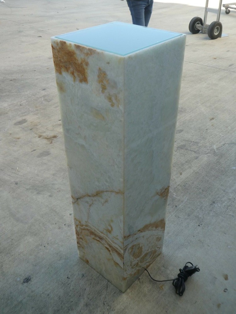 LARGE POST MODERN ONYX PEDESTAL WITH INTERIOR LIGHT