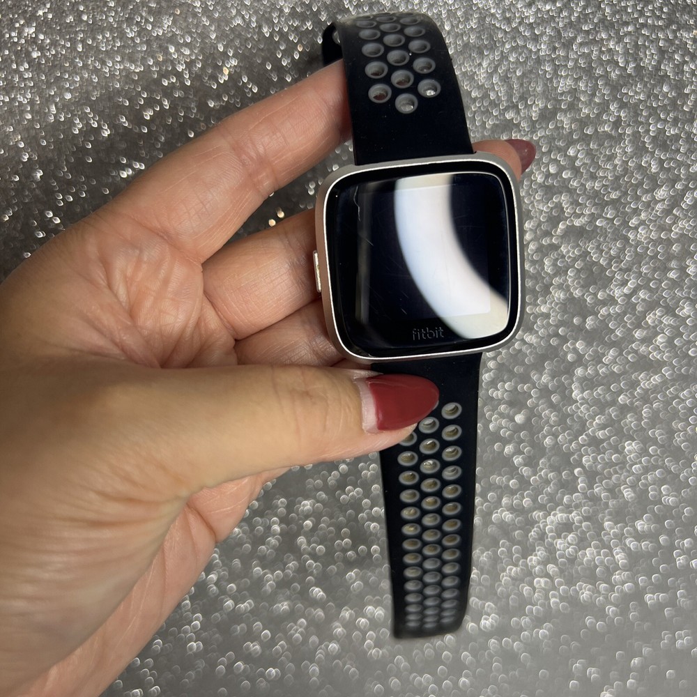Fitbit Versa Lite Watch FB415 Silver